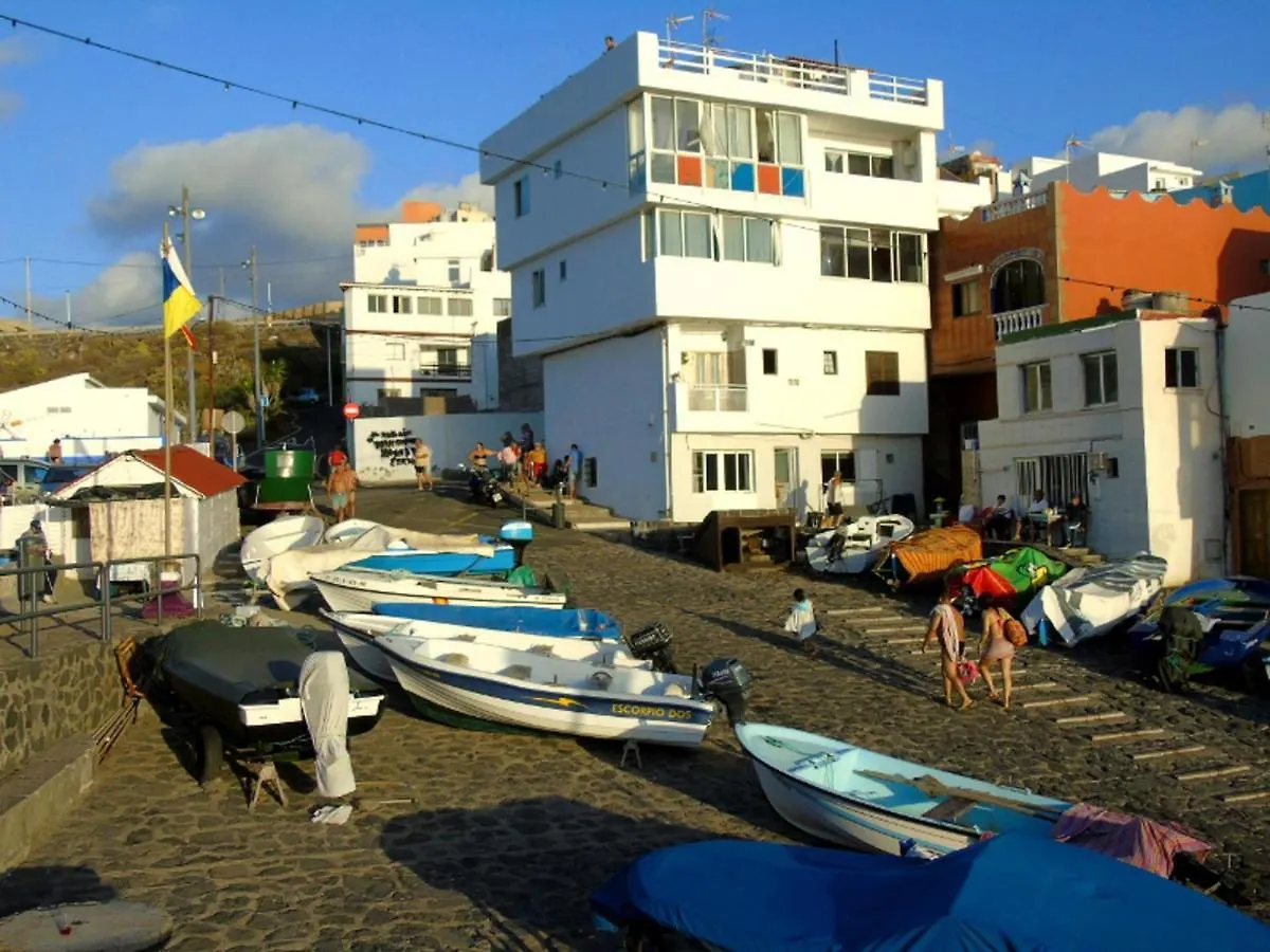 Villa-Sleeps4-Parking-Garden-Pool-Nearairport La Laguna  0*, La Laguna (Tenerife) Spain